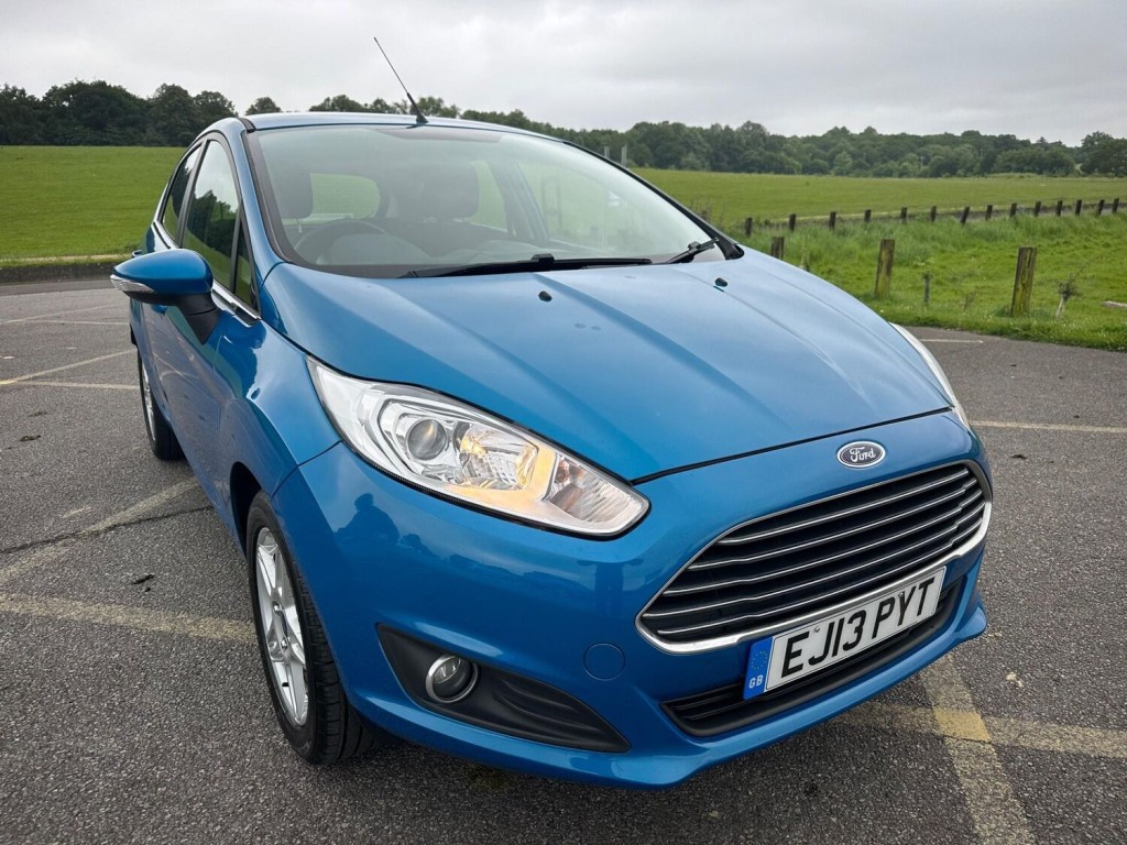 View FORD FIESTA 1.25 Zetec Euro 5 5dr