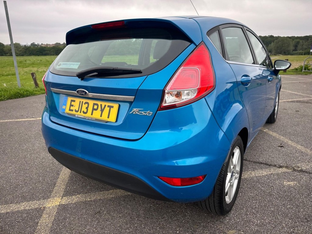 FORD FIESTA