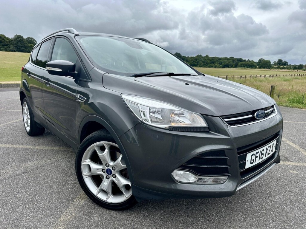 View FORD KUGA 2.0 TDCi Titanium 2WD Euro 6 (s/s) 5dr