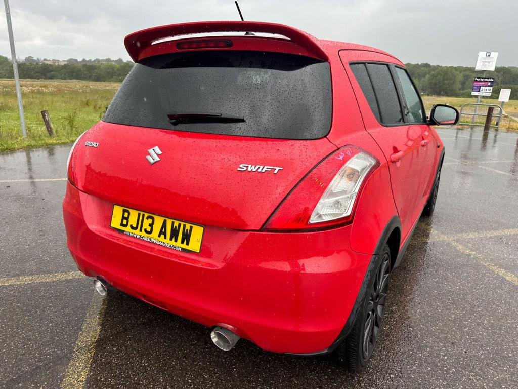 SUZUKI SWIFT