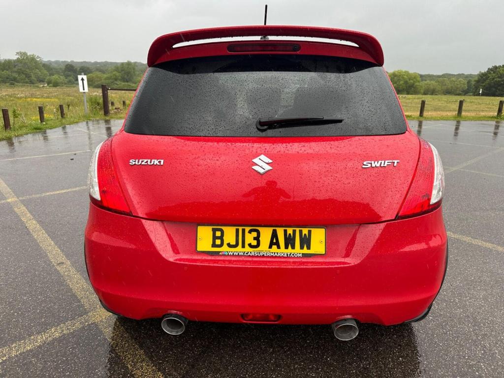 SUZUKI SWIFT