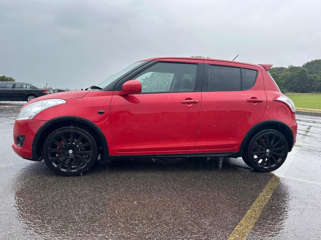 SUZUKI SWIFT