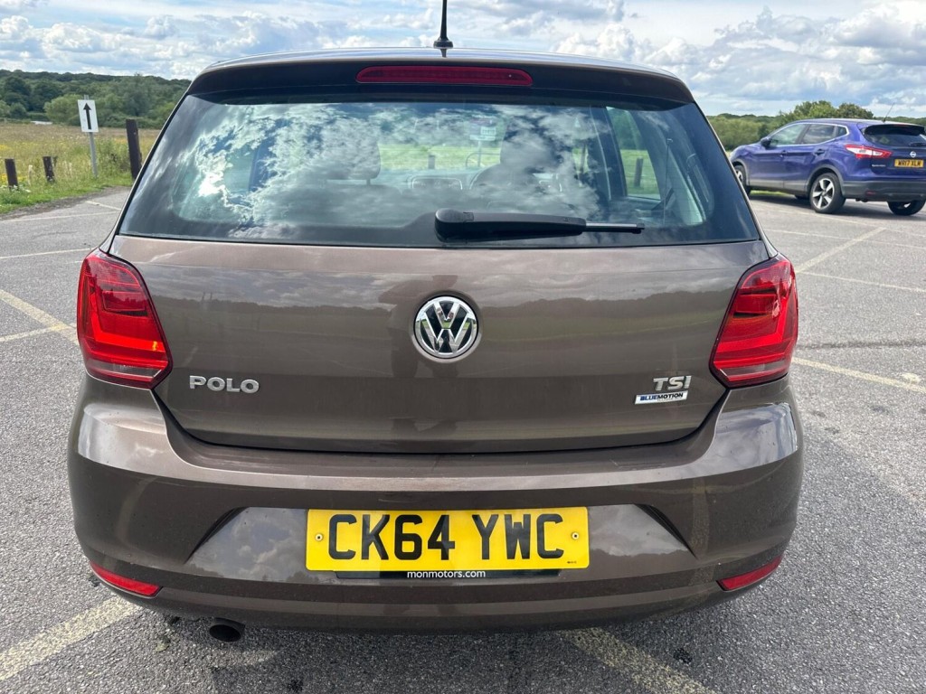 VOLKSWAGEN POLO