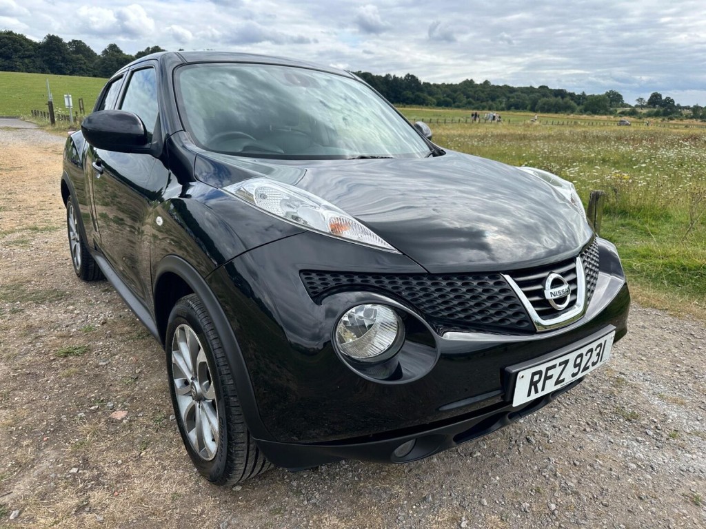 View NISSAN JUKE 1.6 Tekna Euro 5 (s/s) 5dr
