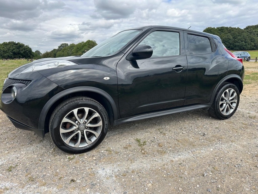 NISSAN JUKE