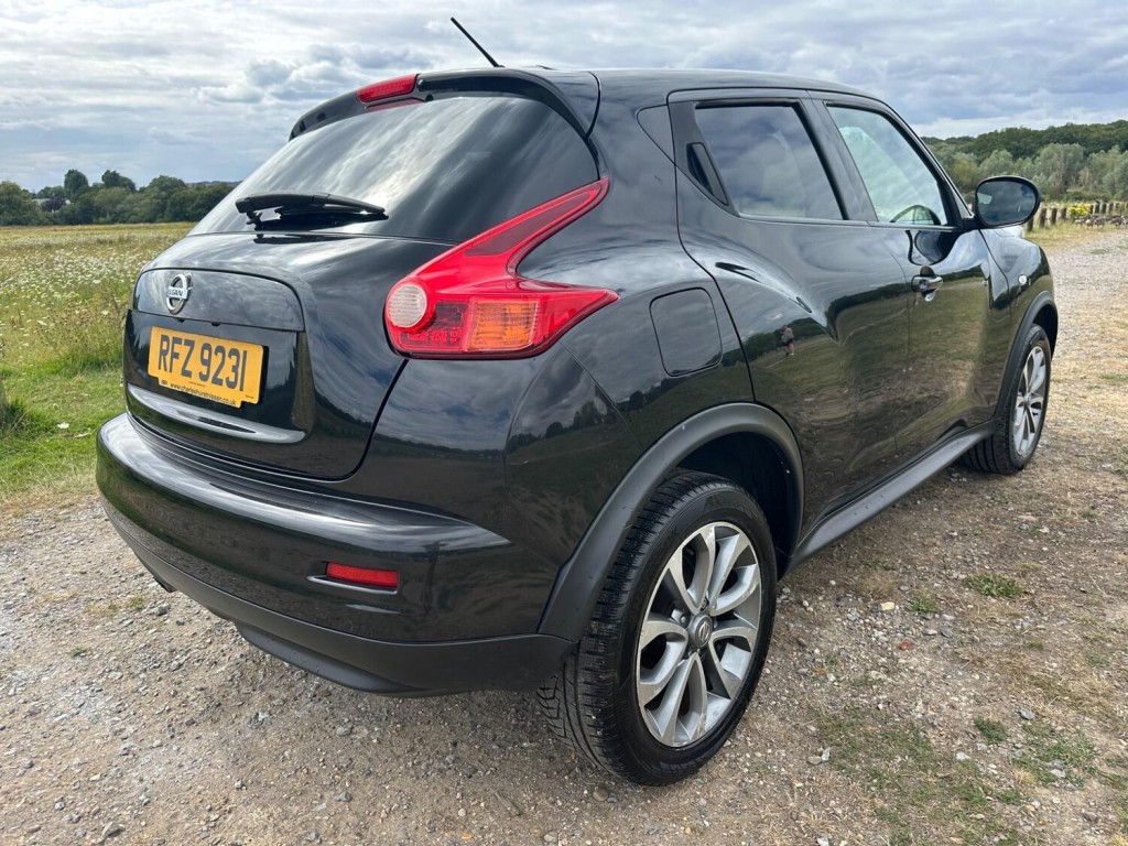 NISSAN JUKE