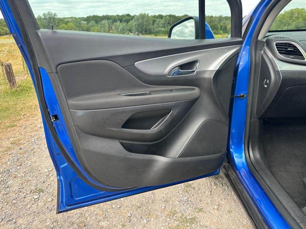 VAUXHALL MOKKA