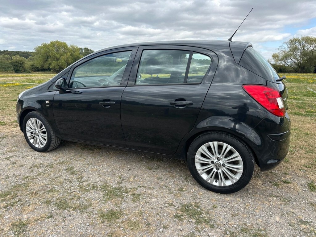 VAUXHALL CORSA