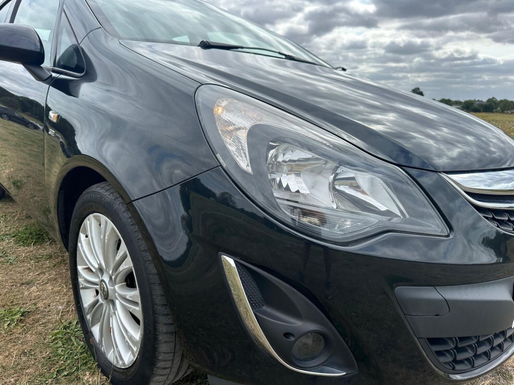 VAUXHALL CORSA