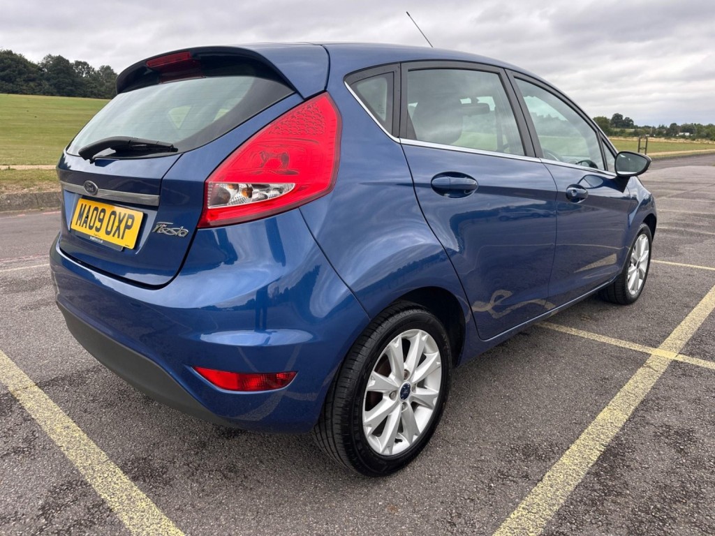 FORD FIESTA