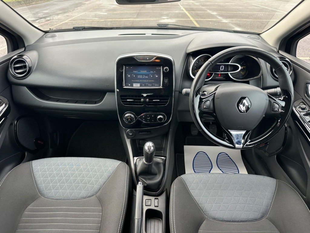 RENAULT CLIO