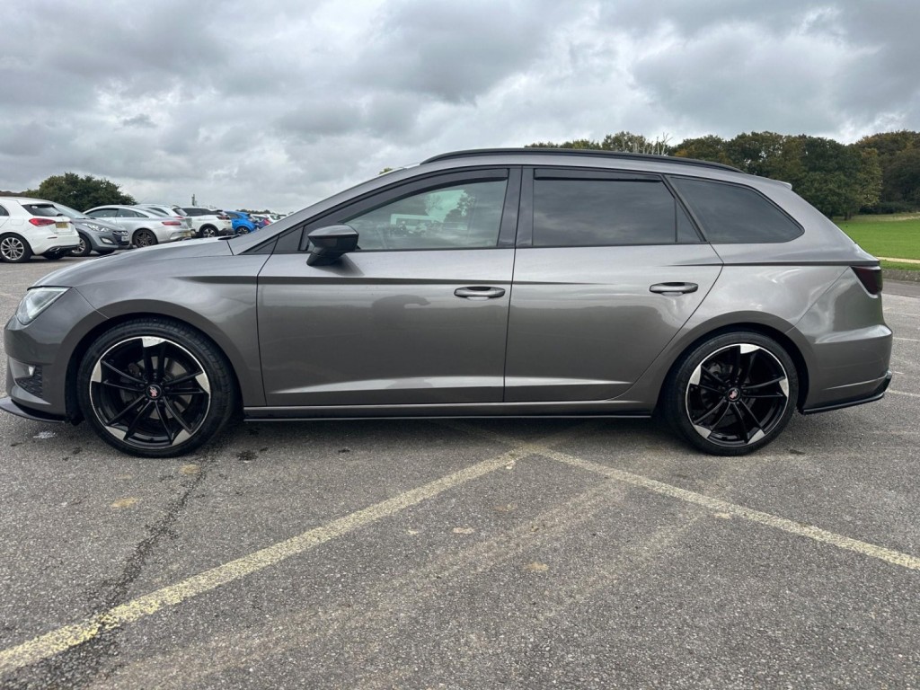 SEAT LEON
