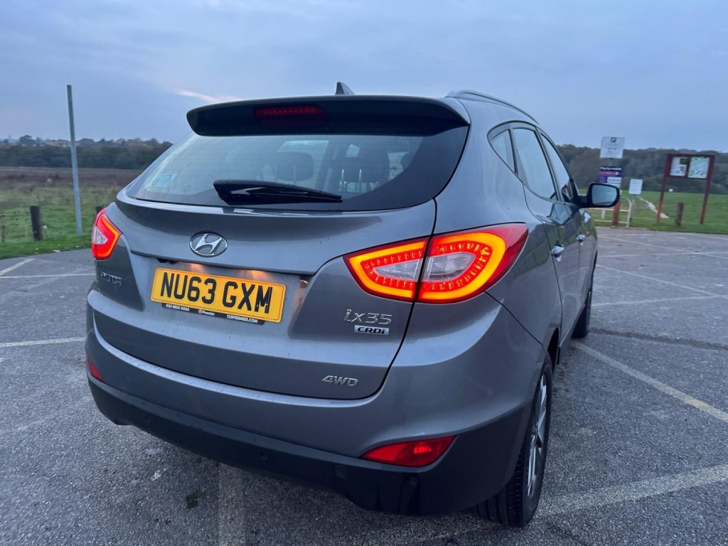 HYUNDAI IX35