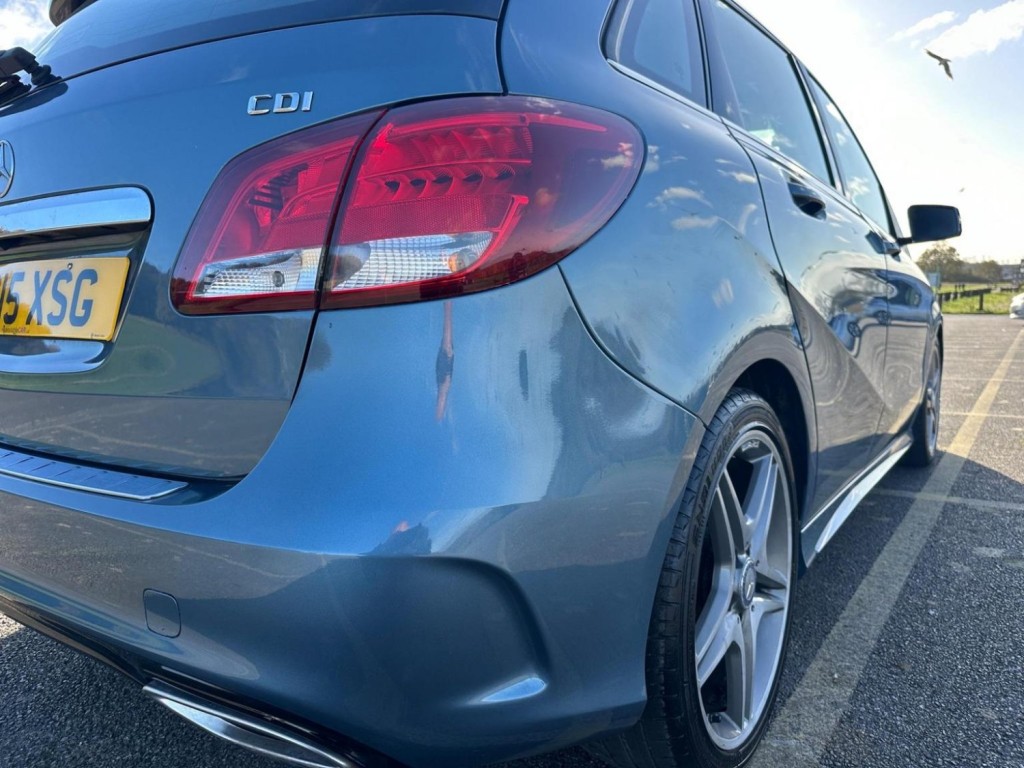 MERCEDES-BENZ B CLASS