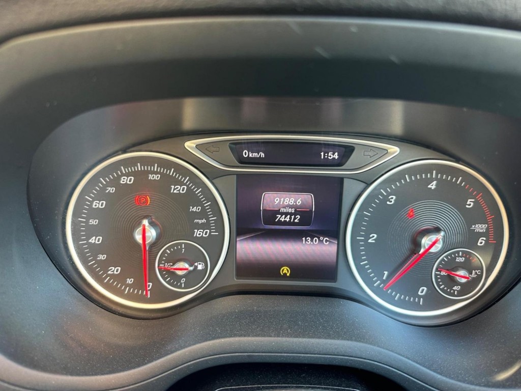 MERCEDES-BENZ B CLASS