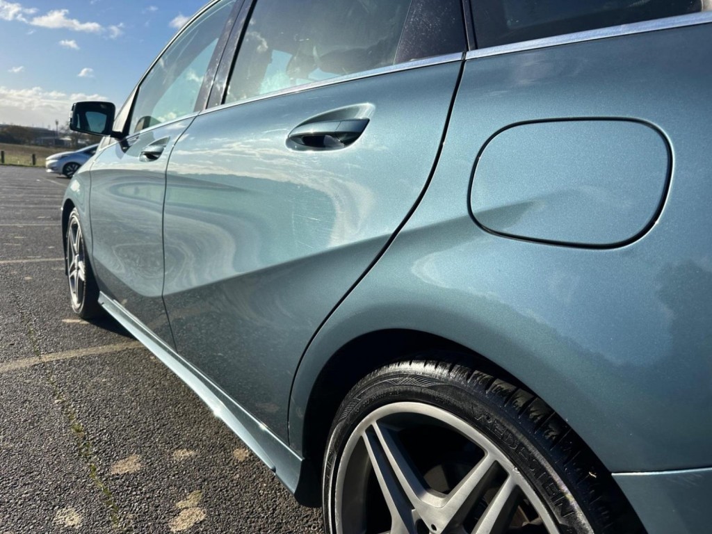 MERCEDES-BENZ B CLASS