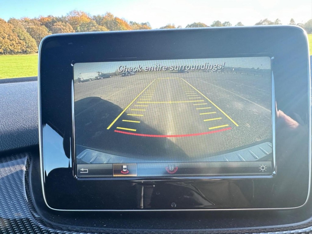 MERCEDES-BENZ B CLASS