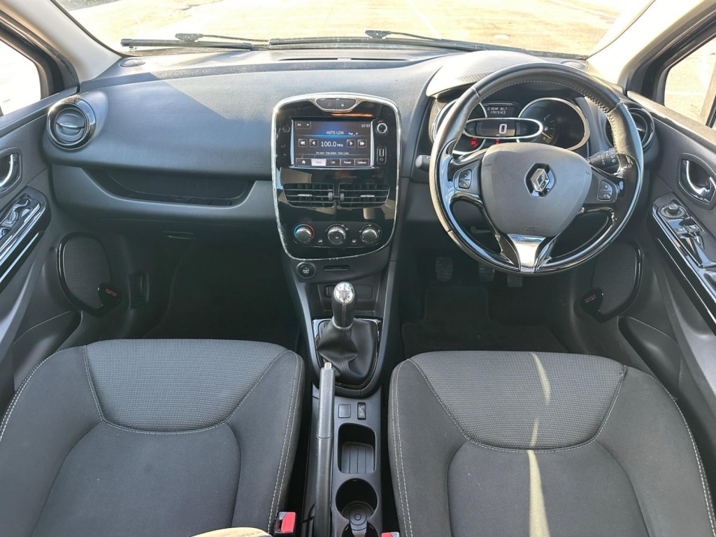 RENAULT CLIO