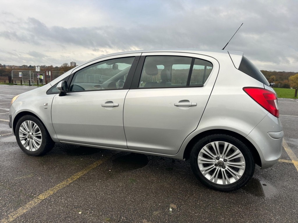 VAUXHALL CORSA