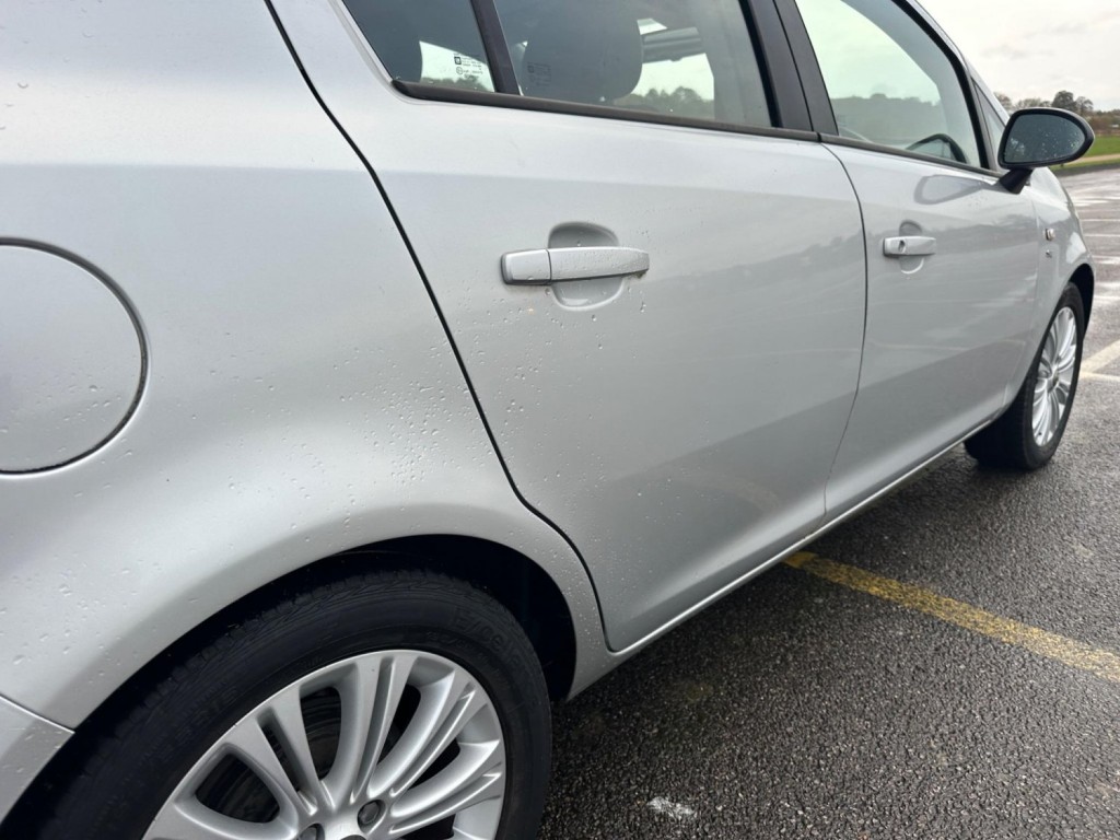 VAUXHALL CORSA