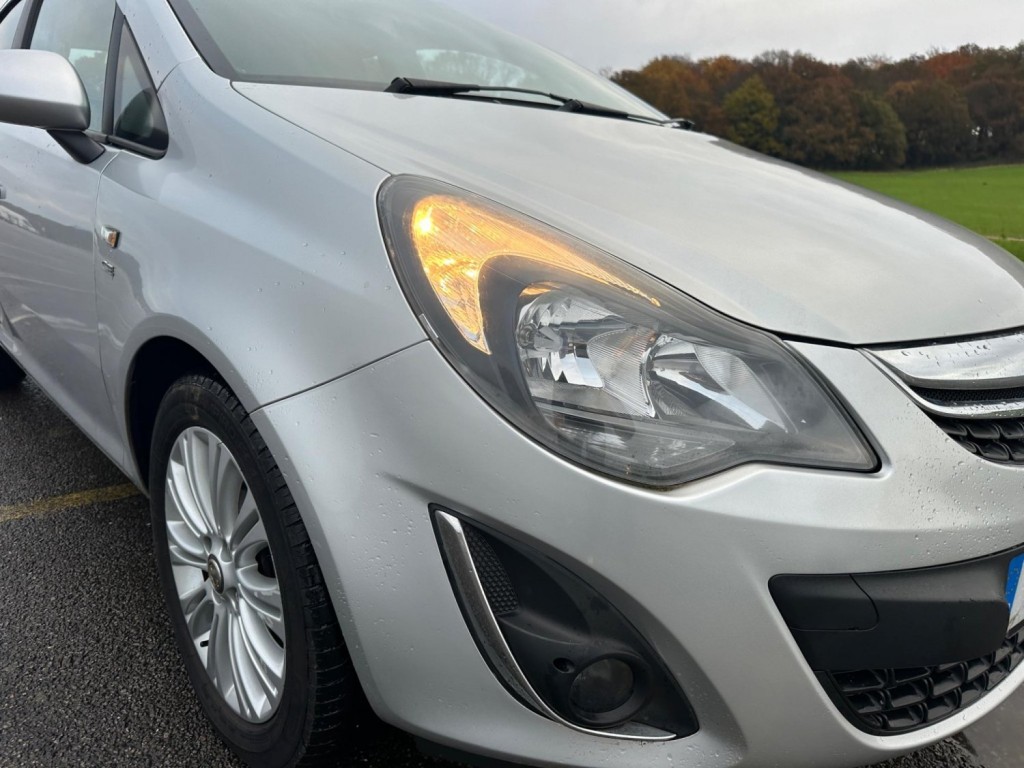 VAUXHALL CORSA