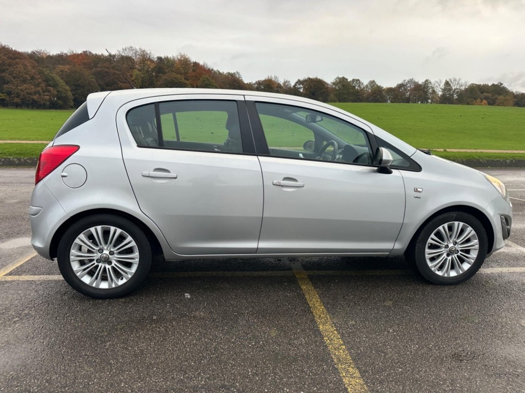 VAUXHALL CORSA