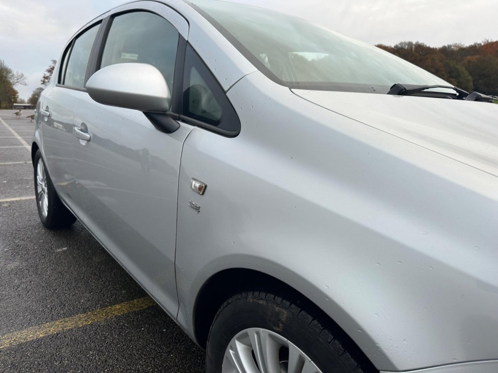 VAUXHALL CORSA