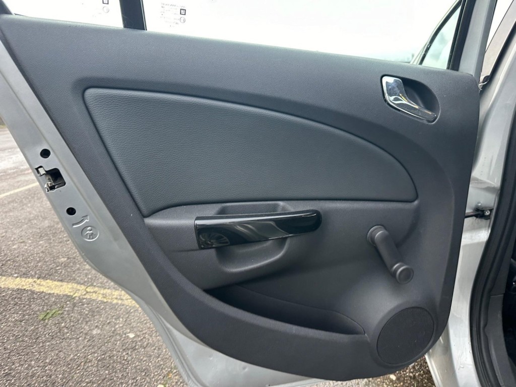 VAUXHALL CORSA