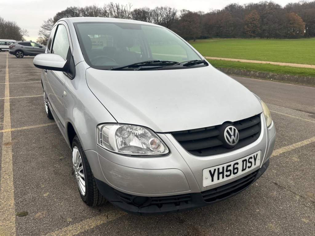 View VOLKSWAGEN FOX 1.2 6V Urban Fox Euro 4 3dr
