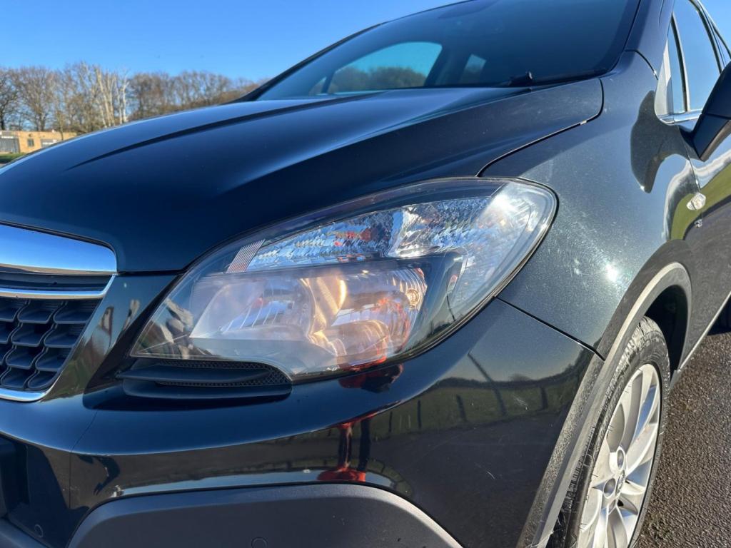 VAUXHALL MOKKA