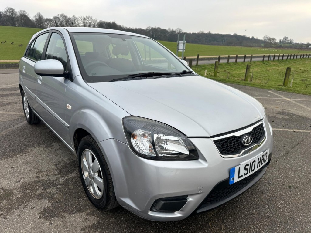 View KIA RIO 1.4 2 5dr