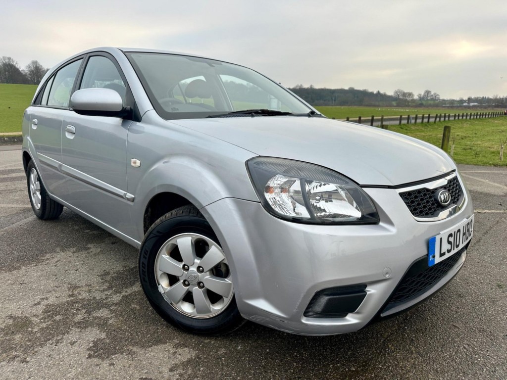 View KIA RIO 1.4 2 5dr