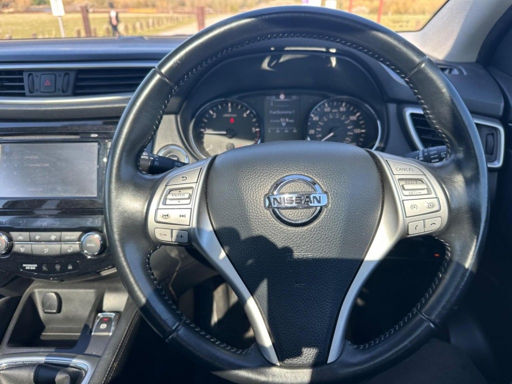 NISSAN QASHQAI
