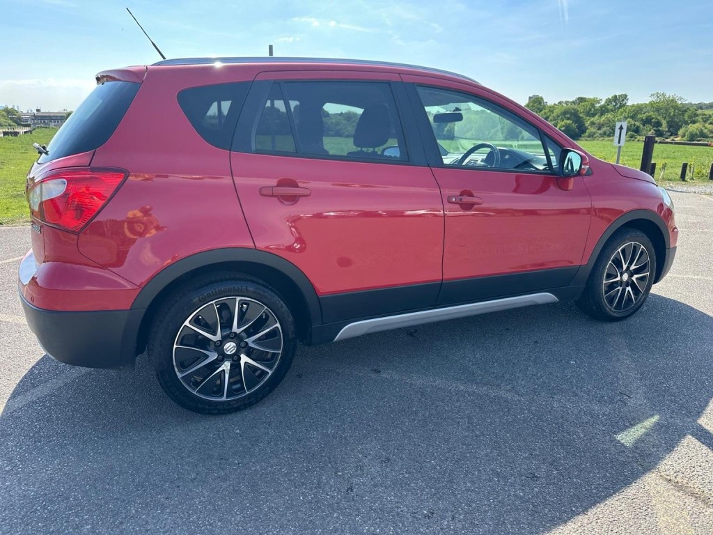 SUZUKI SX4 S-CROSS