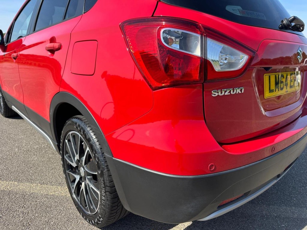 SUZUKI SX4 S-CROSS