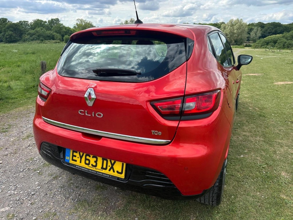 RENAULT CLIO