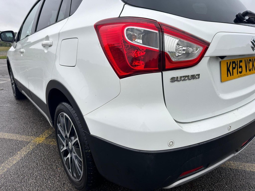 SUZUKI SX4 S-CROSS