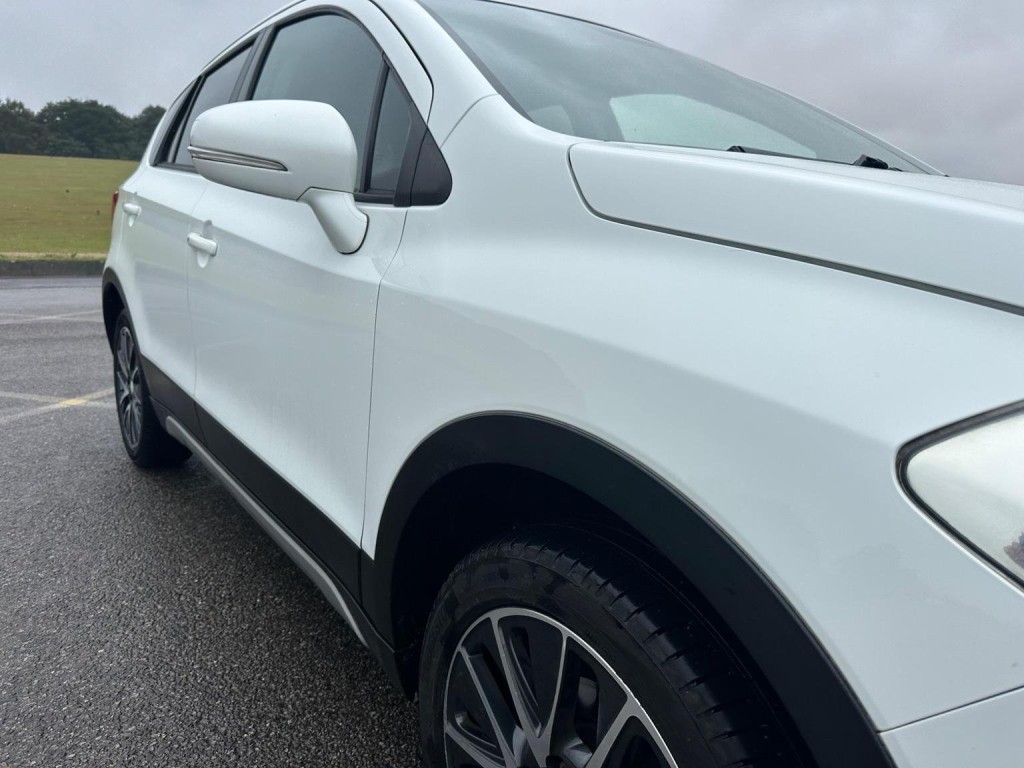 SUZUKI SX4 S-CROSS