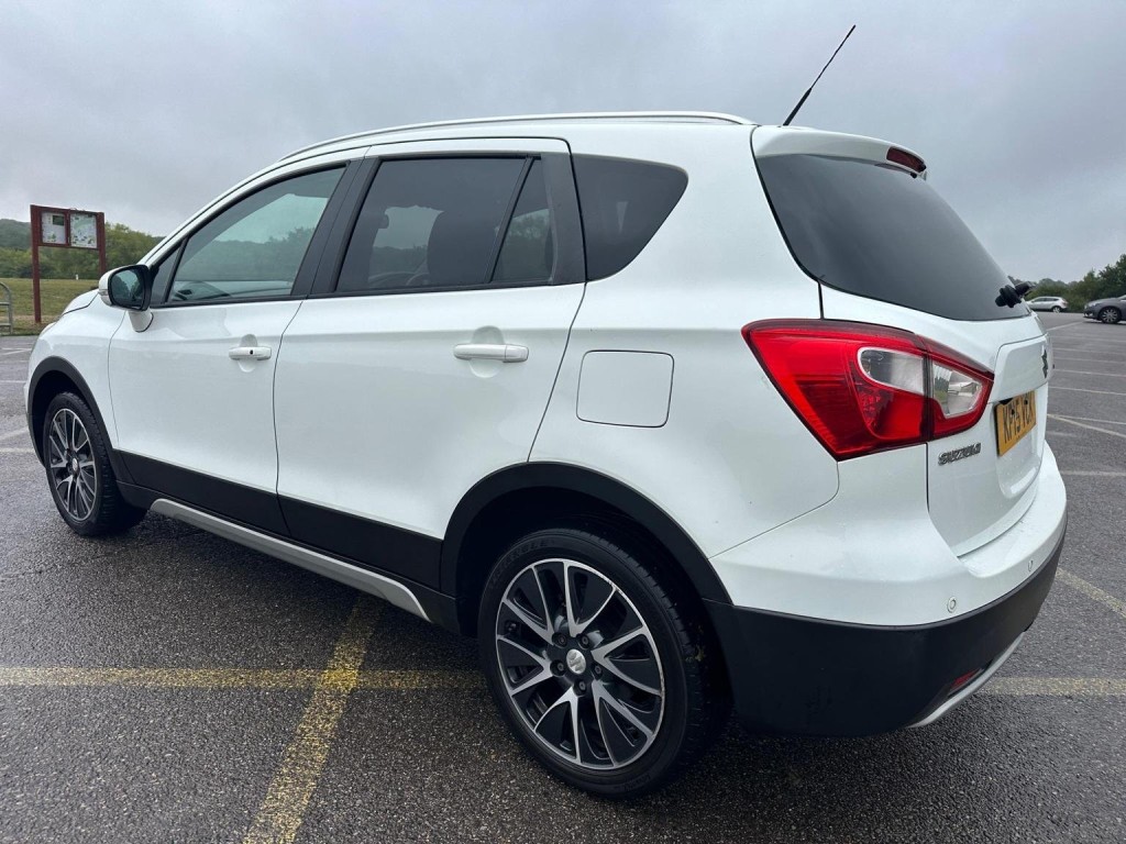 SUZUKI SX4 S-CROSS