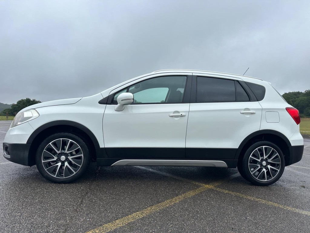 SUZUKI SX4 S-CROSS