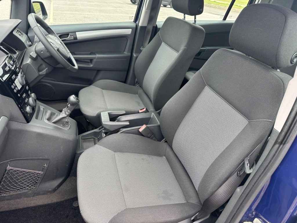 VAUXHALL ZAFIRA