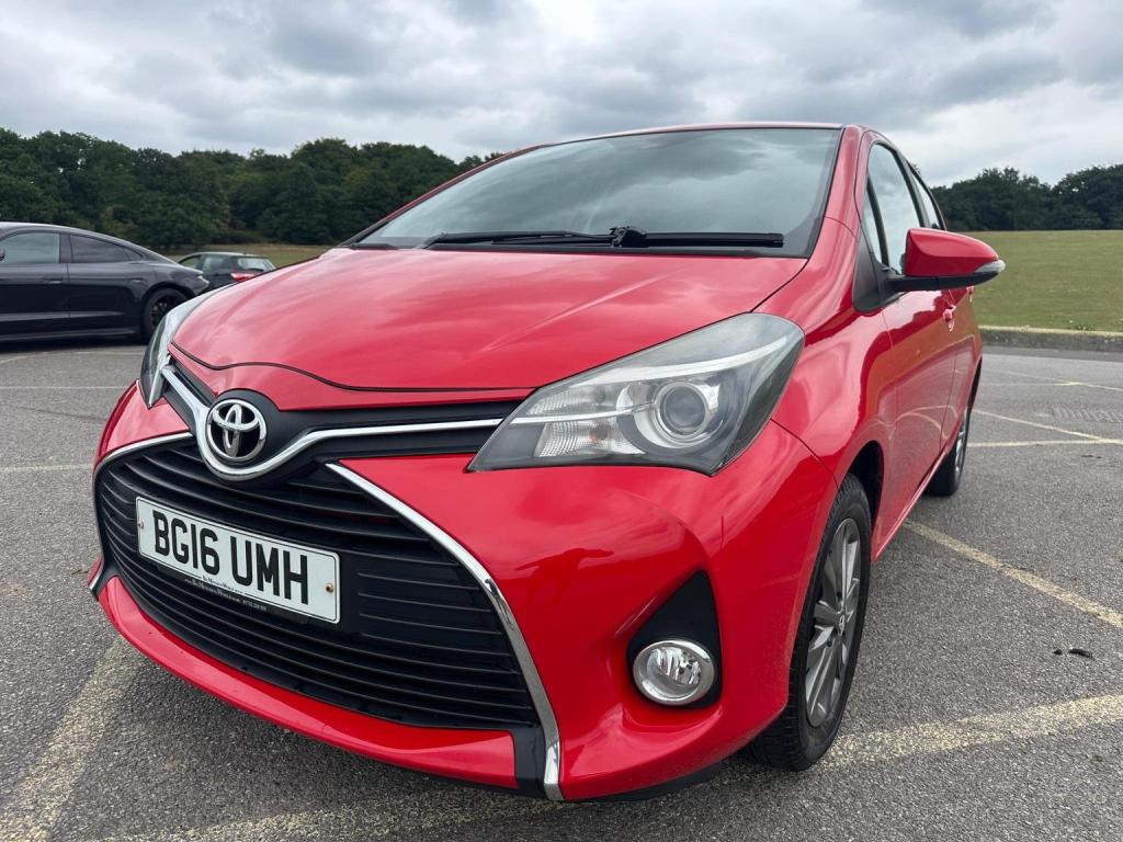 TOYOTA YARIS