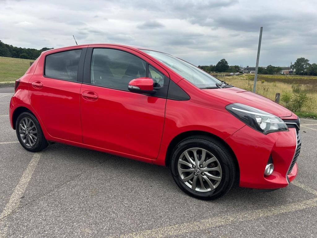 TOYOTA YARIS