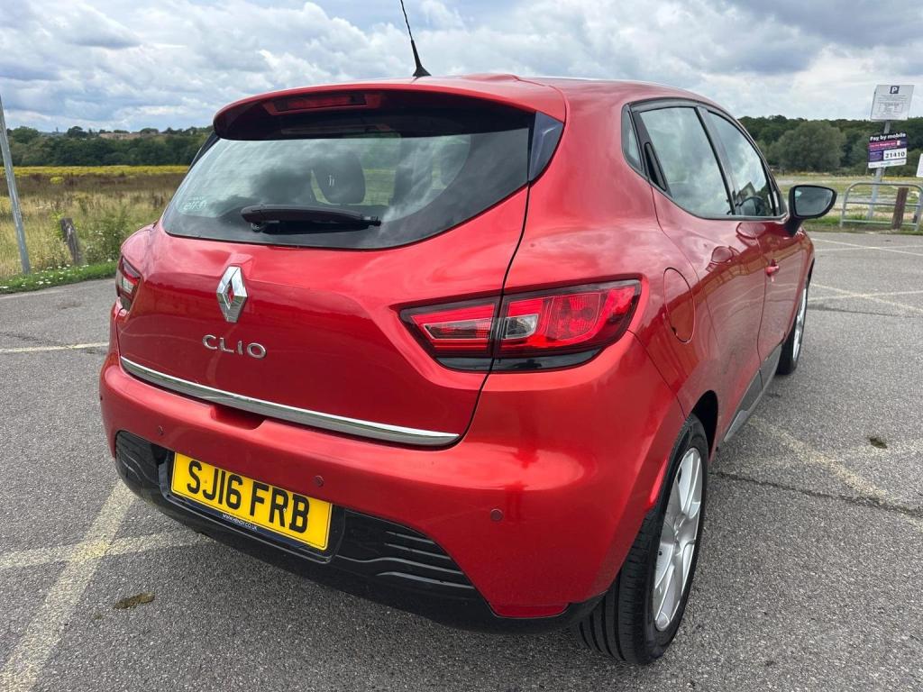 RENAULT CLIO