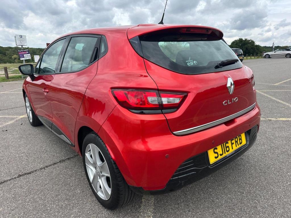 RENAULT CLIO