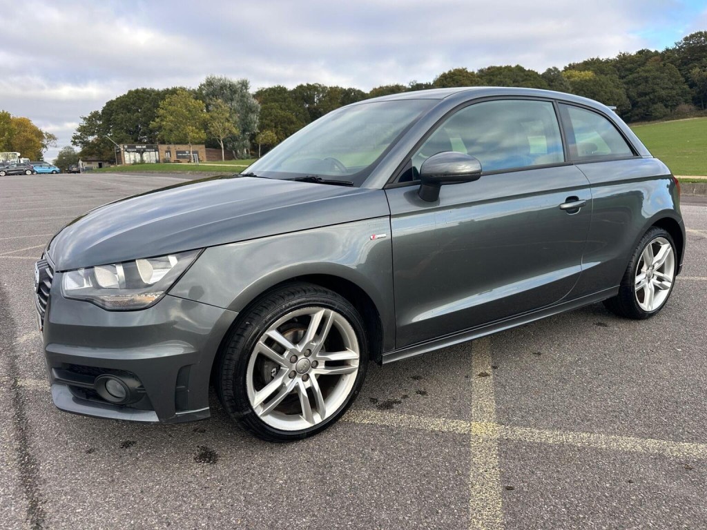 AUDI A1