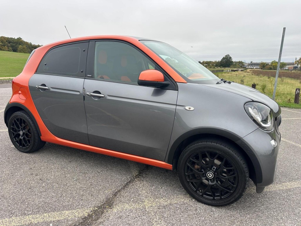 SMART FORFOUR