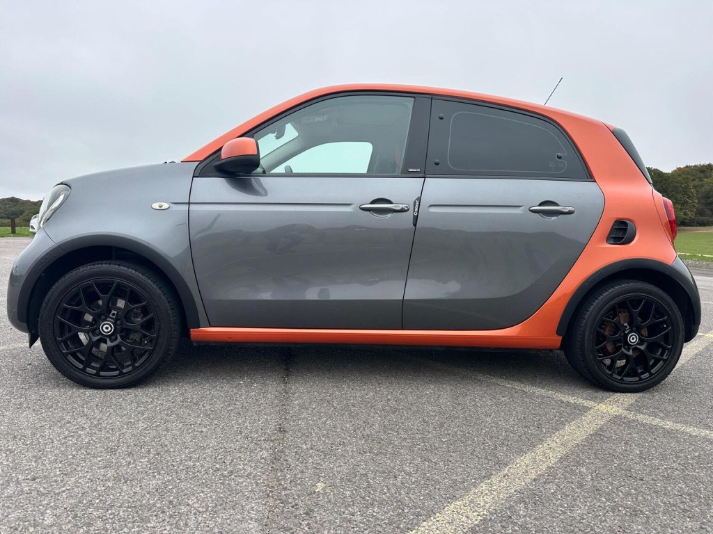 SMART FORFOUR