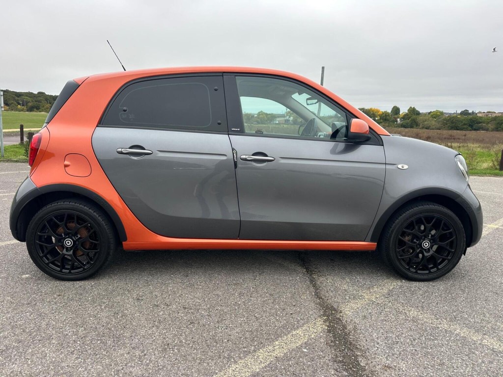 SMART FORFOUR