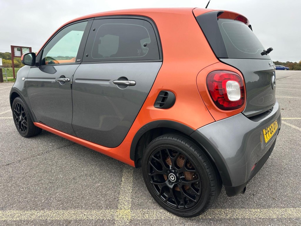 SMART FORFOUR